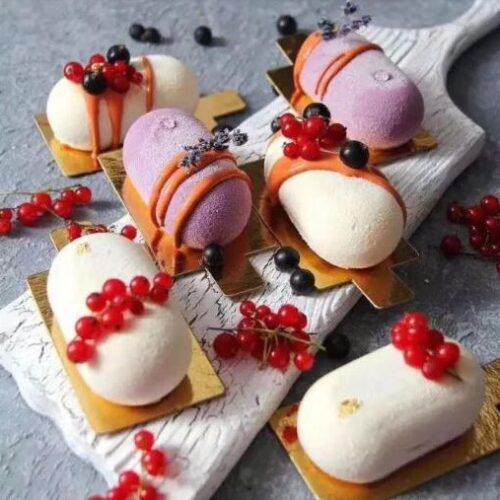 Силиконовая форма для муссовых десертов (полукруглая)