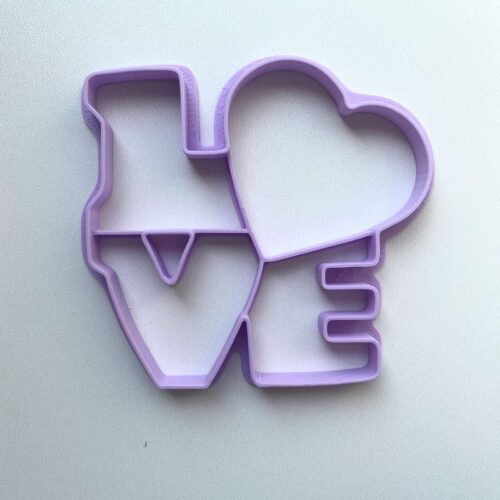 Вырубка для пряников LOVE